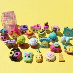 Shopkins - Mixed Lot of Small Collectible Toys 23 pc Girls Food Novelty
